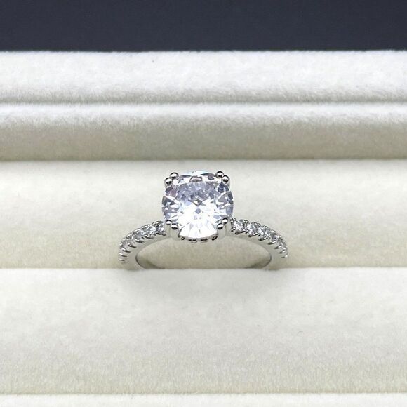 .925 Sterling Silver with Round Cut White Diamond Cubic Zirconia Ring Size 9 - Picture 2 of 12